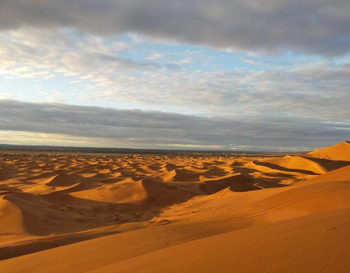 Milky Way Desert Camp Merzouga Exterior foto